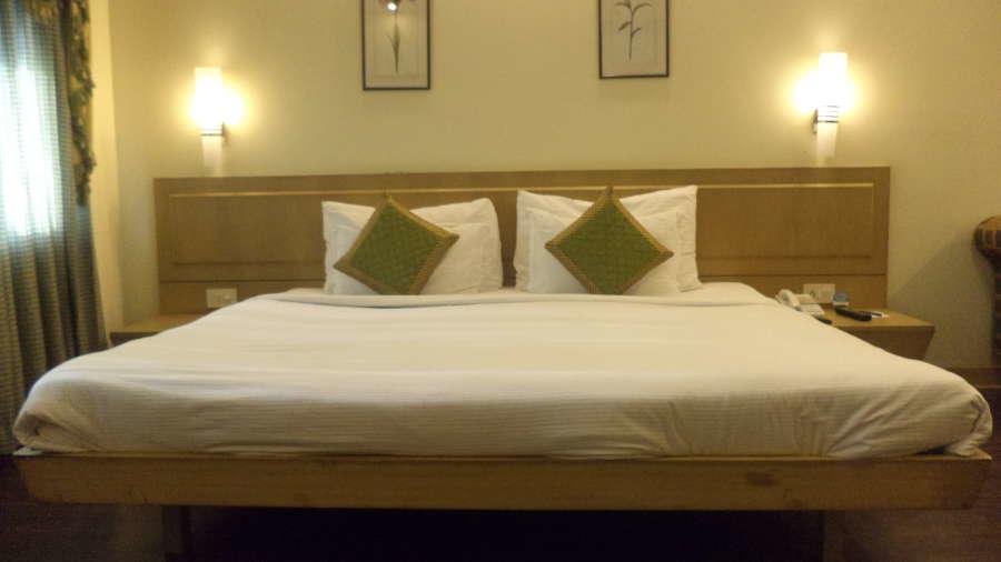 Hotel Urvashi Джайпур Екстериор снимка